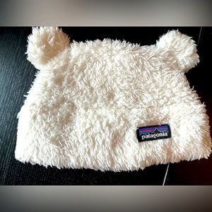 Patagonia baby hat